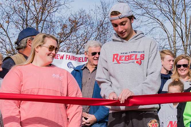 Freshman Noah Alviti Receives United Way's Hometown Hero Award 