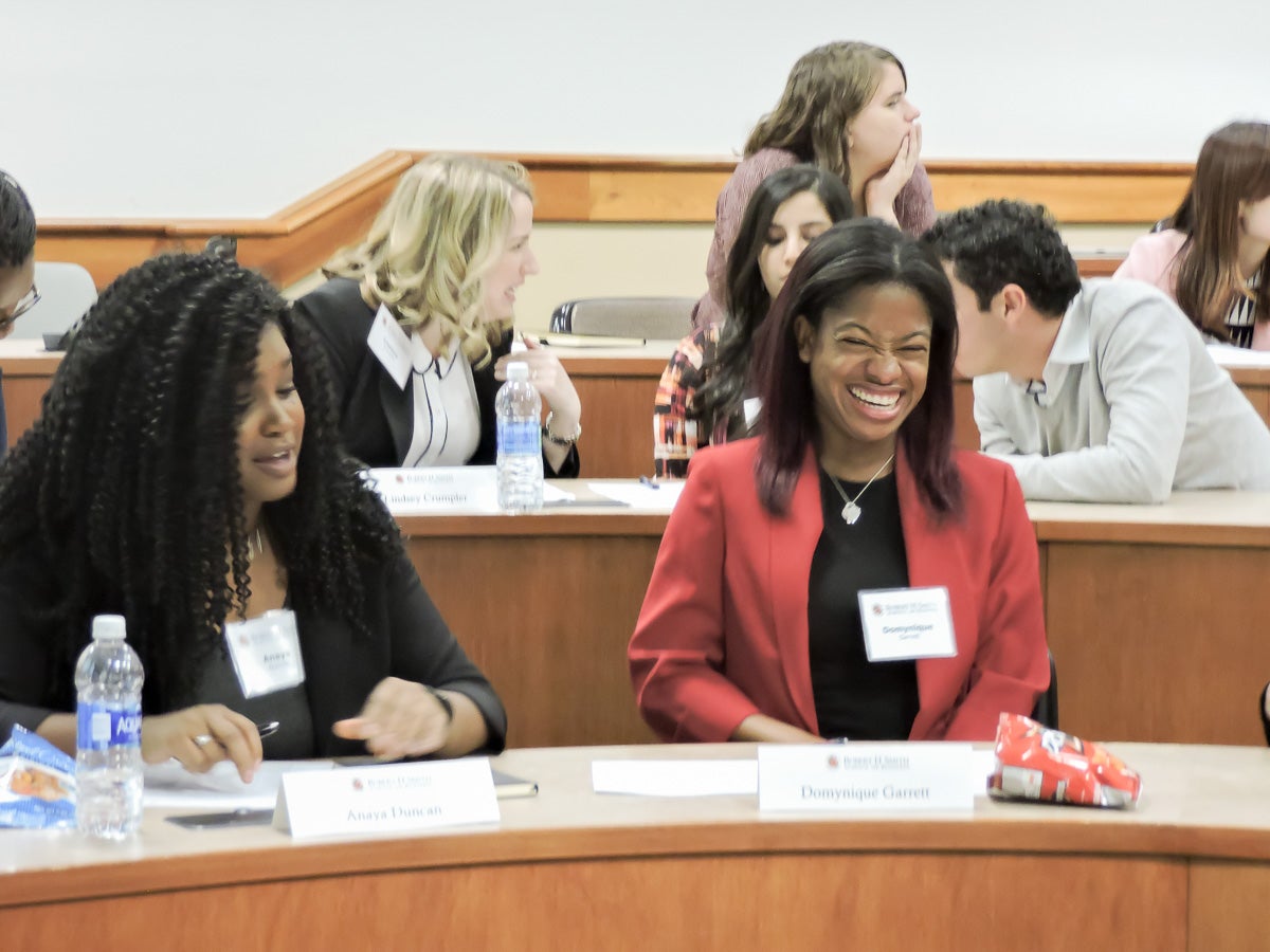 Smith Welcomes Prospective MBAs to Smith Showcase