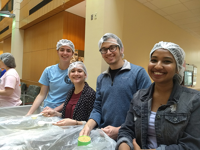 Smith Undergrads Join Terps Against Hunger
