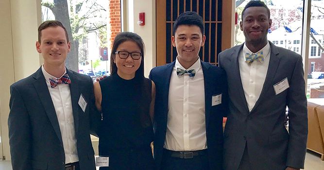 Undergrads Participate in Wake Forest Marketing Summit