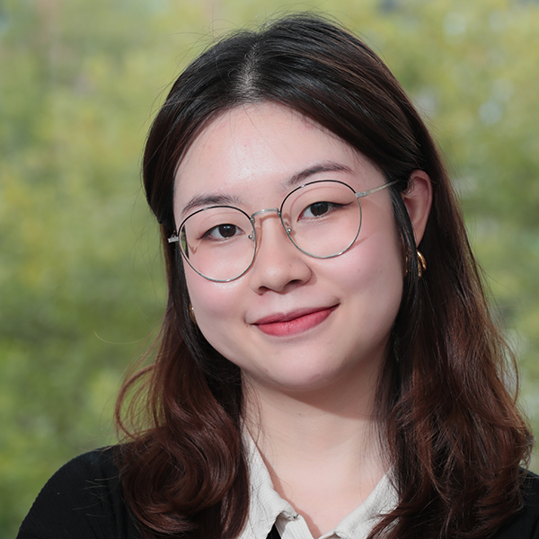 Ziyi (Zoey) He
